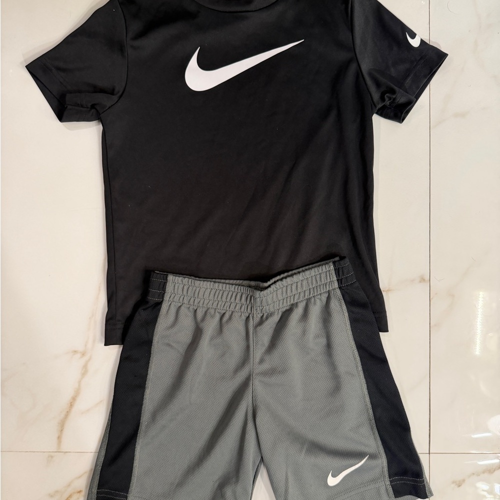 Nike Black and Gray Activewear Set